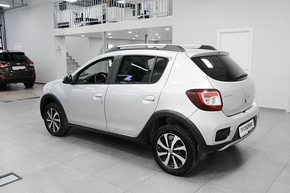 Renault Sandero, 2016 года, пробег 138000 км