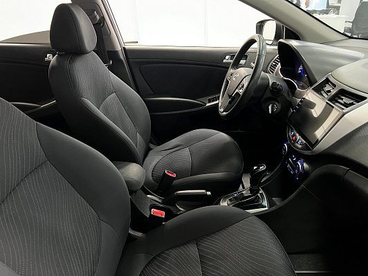 Hyundai Solaris Elegance, 2015 года, пробег 202566 км