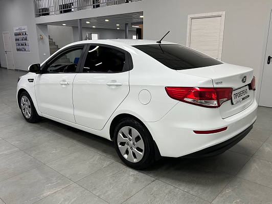 Kia Rio Luxe, 2015 года, пробег 190000 км