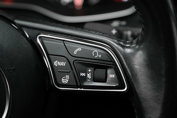 Audi A4 Advance, 2016 года, пробег 185000 км