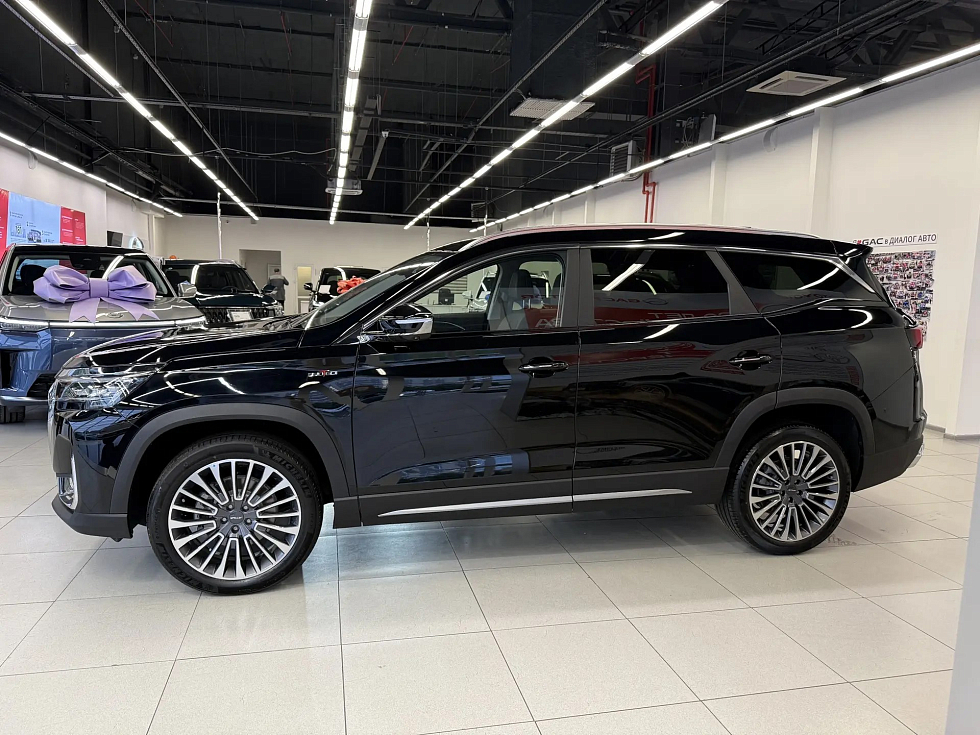 Jetour X90+ Премиум 7 мест, черный