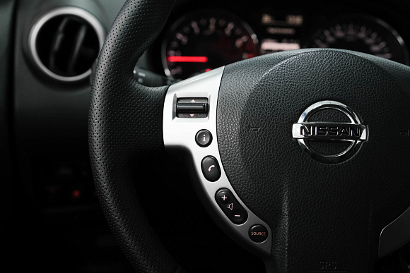 Nissan Qashqai SE, 2011 года, пробег 175000 км
