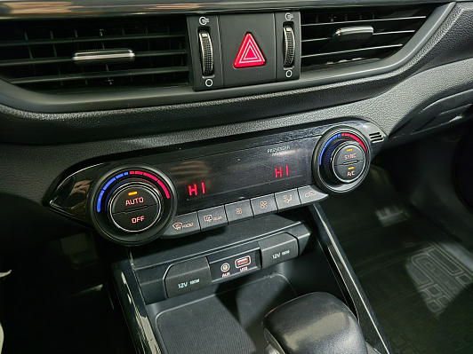 Kia Cerato Лига Европы, 2018 года, пробег 135044 км