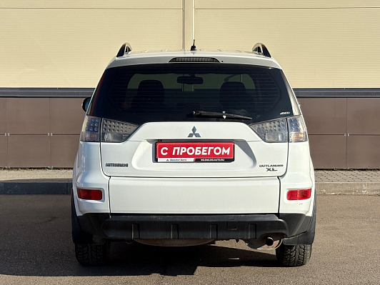 Mitsubishi Outlander Intense, 2011 года, пробег 267000 км