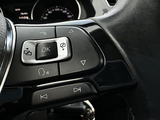 Volkswagen Tiguan Trendline, 2018 года, пробег 82250 км