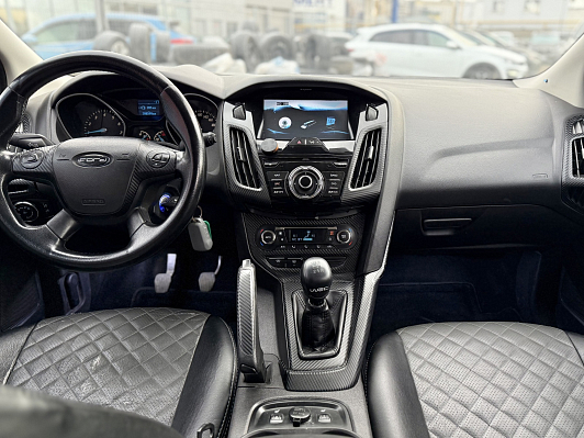 Ford Focus SYNC Edition, 2012 года, пробег 208000 км