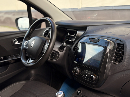 Renault Kaptur Style, 2019 года, пробег 121710 км
