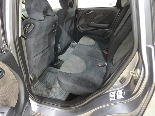 Honda Fit, 2005 года, пробег 151871 км