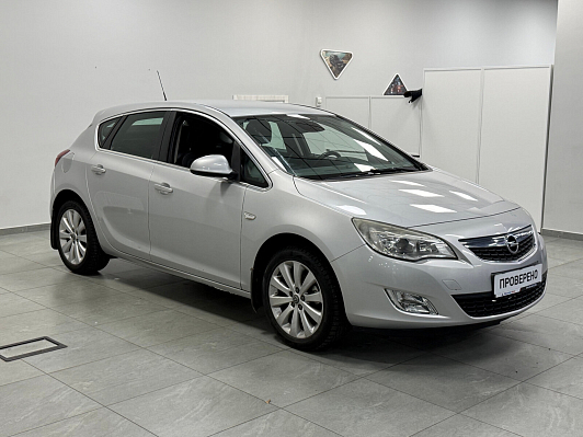 Opel Astra Cosmo, 2011 года, пробег 171000 км