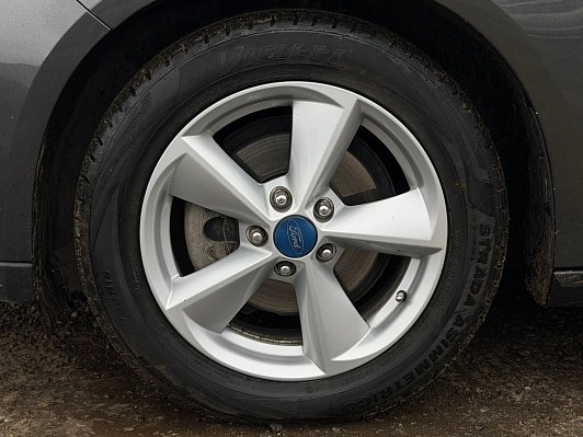 Ford Focus White and Black, 2018 года, пробег 126000 км