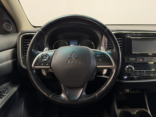 Mitsubishi Outlander Instyle, 2013 года, пробег 256000 км