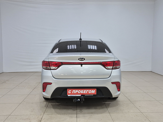 Kia Rio Luxe, 2017 года, пробег 133605 км