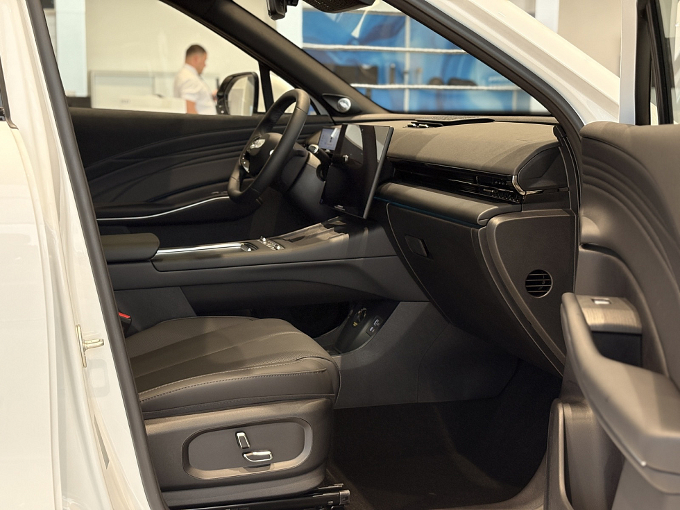 Omoda C7 Стиль, белый