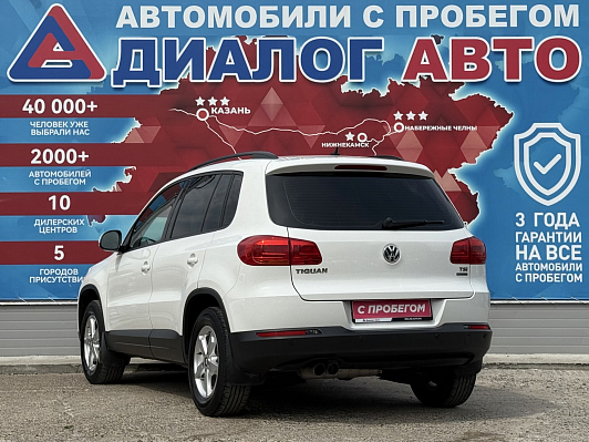 Volkswagen Tiguan Trend&Fun, 2013 года, пробег 136000 км