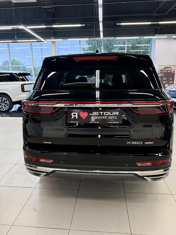 Jetour X90+ Премиум 7 мест, черный