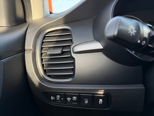 Kia Rio Luxe, 2017 года, пробег 128000 км