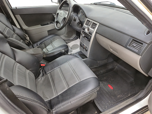 Lada (ВАЗ) Priora Норма, 2011 года, пробег 185958 км