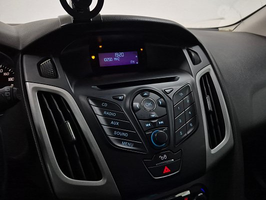 Ford Focus SYNC Edition, 2012 года, пробег 214280 км