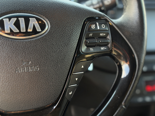 Kia Ceed Luxe, 2013 года, пробег 175000 км