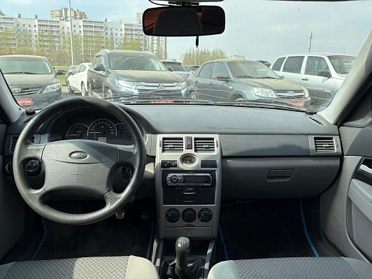 Lada (ВАЗ) Priora Норма, 2010 года, пробег 280104 км