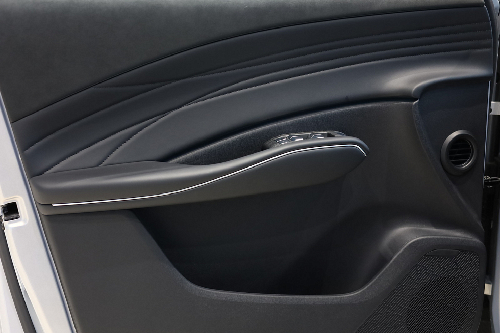 Omoda C7 Актив, серый