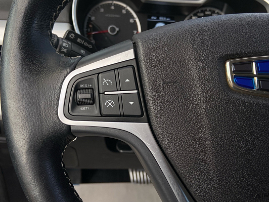 Geely Atlas Comfort, 2018 года, пробег 60000 км