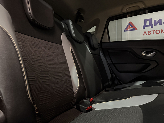 Lada (ВАЗ) XRAY Luxe Prestige, 2019 года, пробег 98000 км