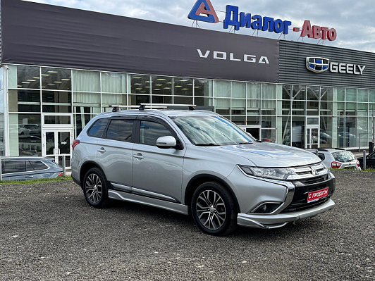 Mitsubishi Outlander Instyle, 2016 года, пробег 111826 км