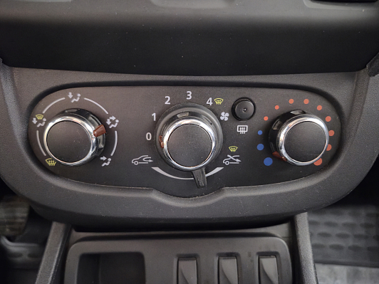 Renault Duster Authentique, 2017 года, пробег 106239 км