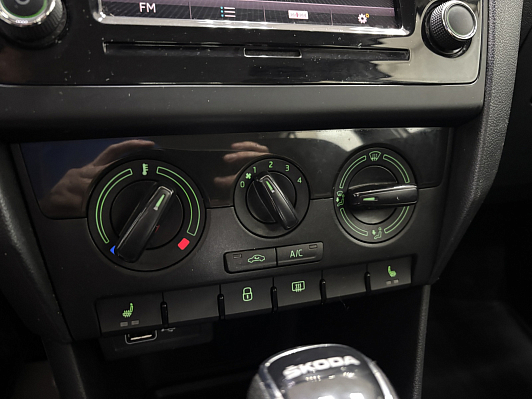 Skoda Rapid Hockey Edition Active, 2018 года, пробег 105178 км