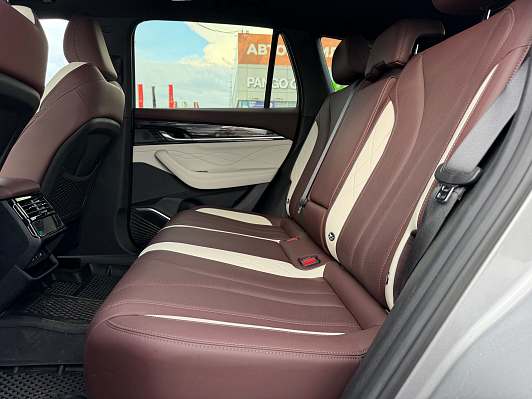 Geely Monjaro Flagship (2023-2025), 2024 года, пробег 9200 км