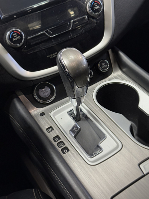 Nissan Murano, 2019 года, пробег 100075 км