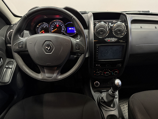 Renault Duster Privilege, 2017 года, пробег 105000 км