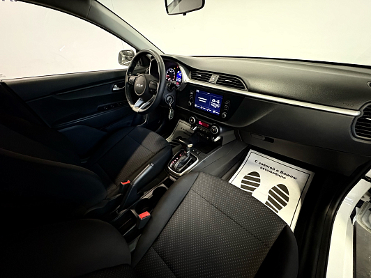 Kia Rio Style, 2021 года, пробег 70065 км