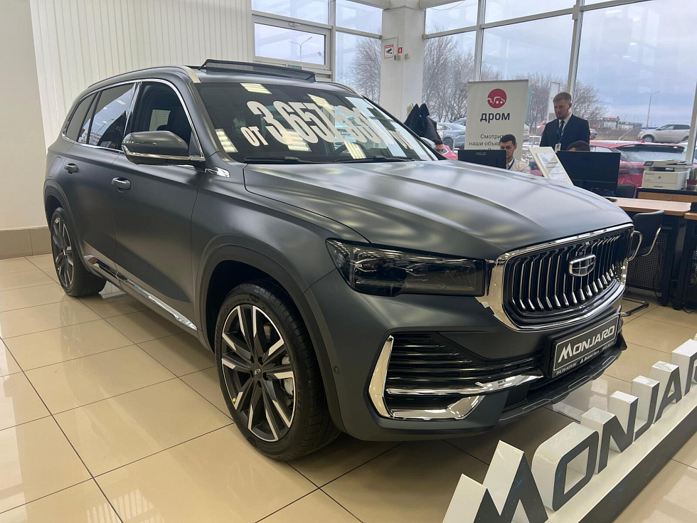 Geely Monjaro Флагман, черный