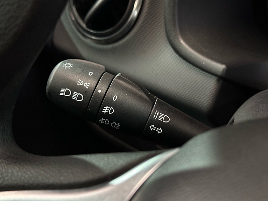 Renault Sandero Stepway Life, 2020 года, пробег 12500 км