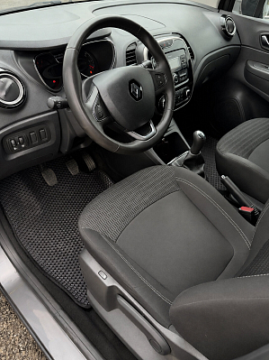 Renault Kaptur Drive, 2017 года, пробег 72540 км