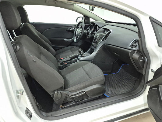 Opel Astra Enjoy, 2013 года, пробег 211918 км