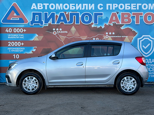 Renault Sandero Life, 2021 года, пробег 70000 км