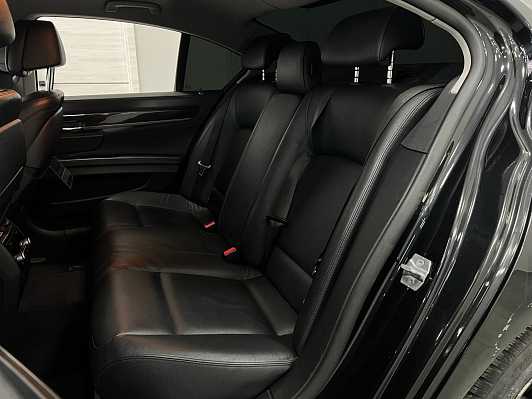 BMW 7 серии, 2013 года, пробег 306354 км