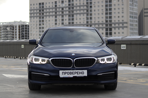 BMW 5 серии 530i xDrive Luxury, 2017 года, пробег 235000 км