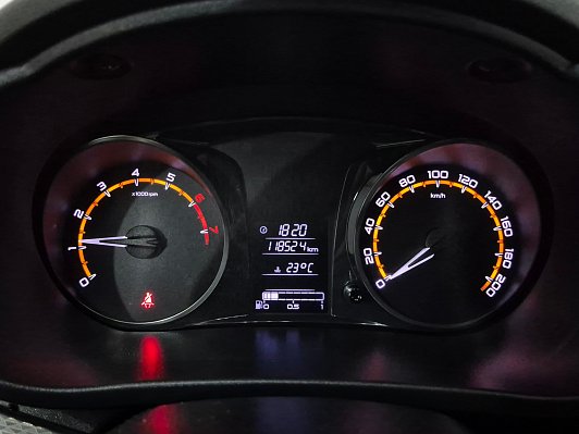 Lada (ВАЗ) Granta, 2019 года, пробег 118250 км