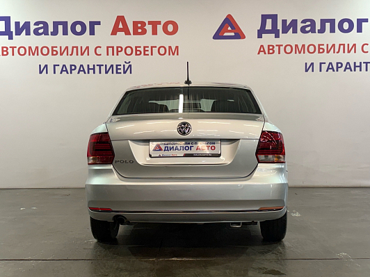 Volkswagen Polo Comfortline, 2017 года, пробег 100054 км