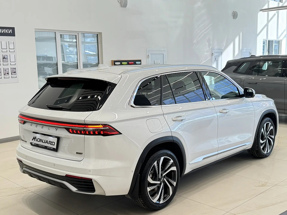 Geely Monjaro Flagship, белый