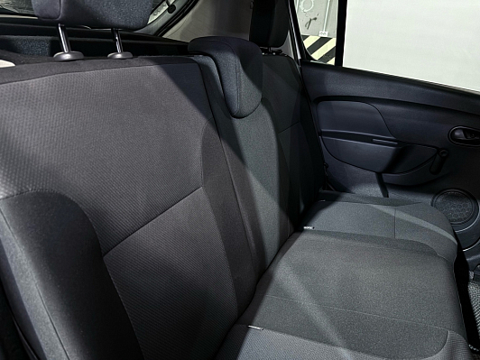 Renault Sandero Confort, 2017 года, пробег 172000 км