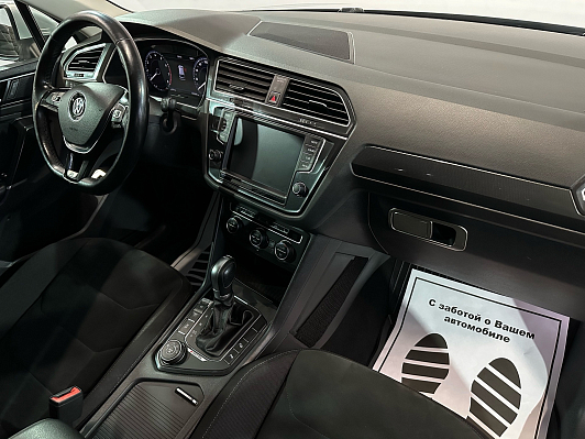 Volkswagen Tiguan, 2017 года, пробег 149000 км