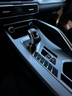 Geely Coolray Comfort, 2021 года, пробег 101377 км