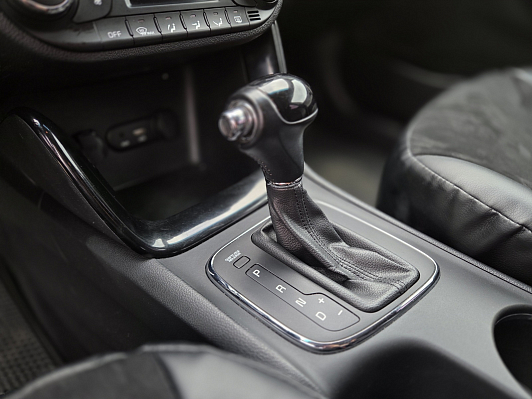 Kia Ceed Luxe, 2015 года, пробег 177299 км