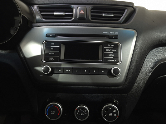 Kia Rio Luxe, 2016 года, пробег 132570 км