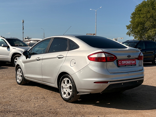 Ford Fiesta Trend, 2015 года, пробег 210128 км